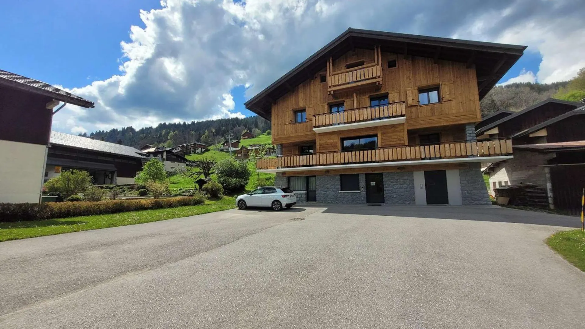 Appartement Renove, Lumineux Et Calme, Au Centre Des Gets, Proche Pistes Et Commodites - Fr-1-598-158 Les Gets 0*,  France